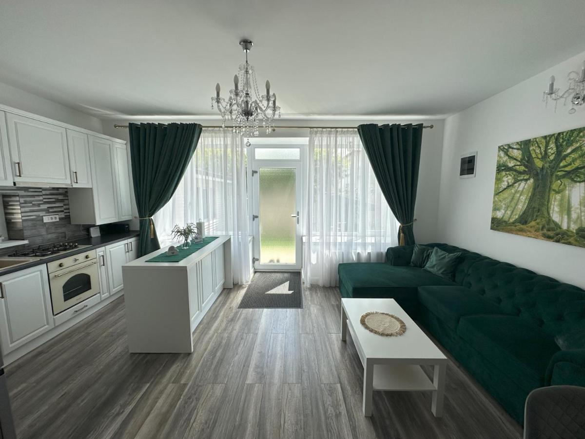 Elisio - Maple House Ghimbav Exterior foto